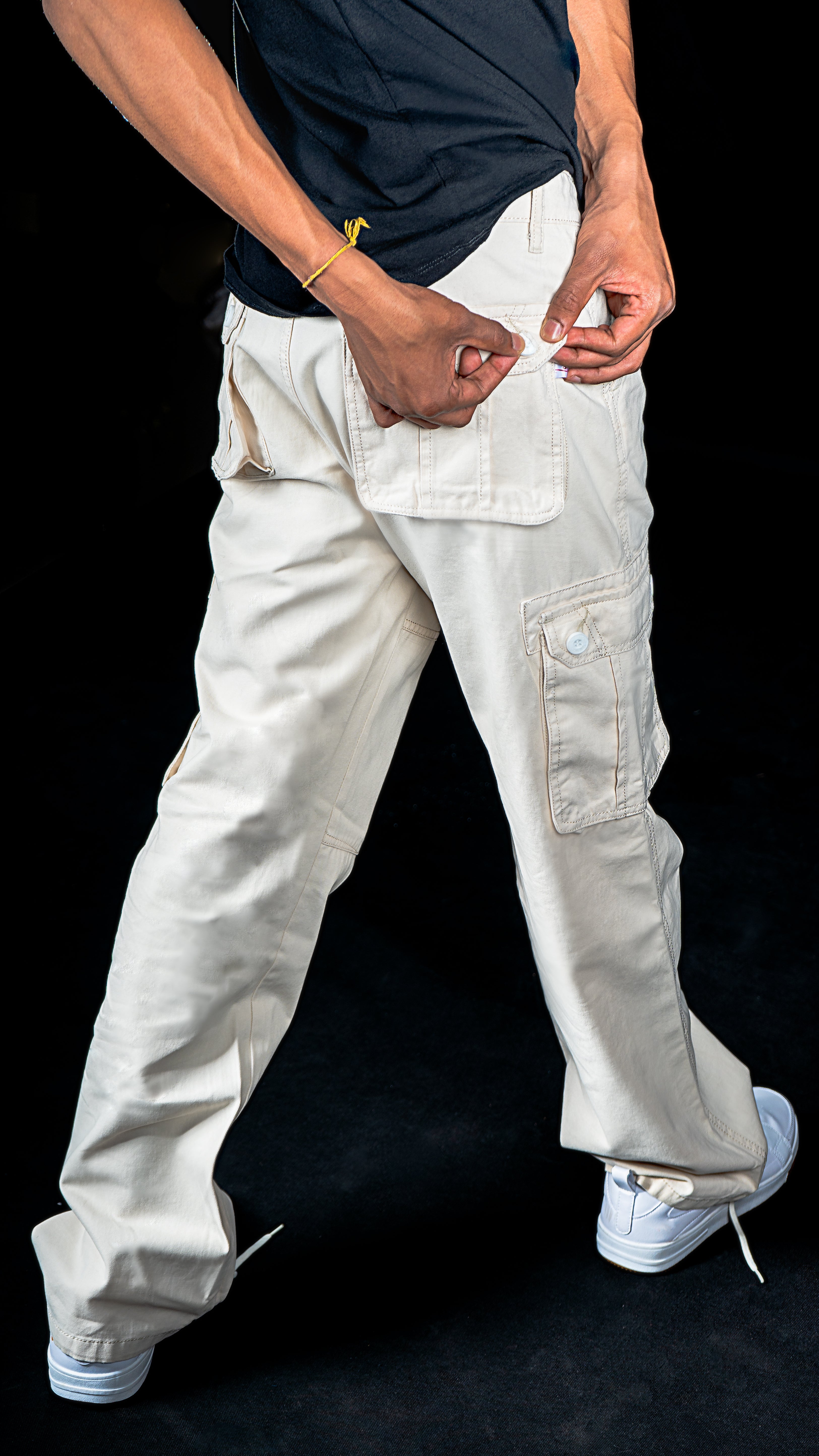 Off-White 6 Pocket Cargo